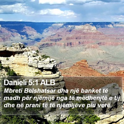 Danieli 5:1 ALB Bible Verse Image
