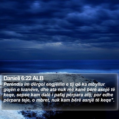 Danieli 6:22 ALB Bible Verse Image