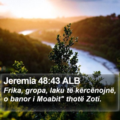 Jeremia 48:43 ALB Bible Verse Image