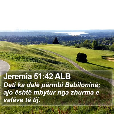 Jeremia 51:42 ALB Bible Verse Image