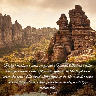 Picture 03 - 2 Samuelit 18:9 ALB - Pastaj Absalomi u ndesh me njerëzit e Davidit. - Bible Verse Picture