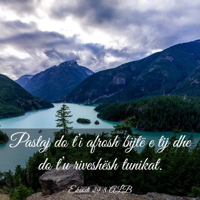 Picture 03 - Eksodi 29:8 ALB - Pastaj do t’i afrosh bijtë e tij dhe do t’u - Bible Verse Picture