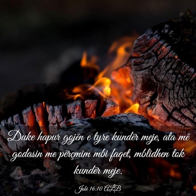 Picture 03 - Jobi 16:10 ALB - Duke hapur gojën e tyre kundër meje, ata më - Bible Verse Picture