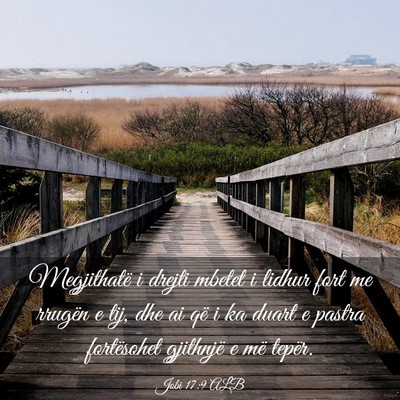 Picture 03 - Jobi 17:9 ALB - Megjithatë i drejti mbetet i lidhur fort me - Bible Verse Picture