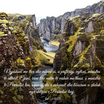 Picture 03 - Joeli 1:13 ALB - Ngjeshuni me thes dhe mbani zi, o priftërinj, - Bible Verse Picture