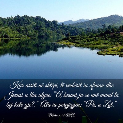 Picture 03 - Mateu 9:28 ALB - Kur arriti në shtëpi, të verbërit iu afruan - Bible Verse Picture