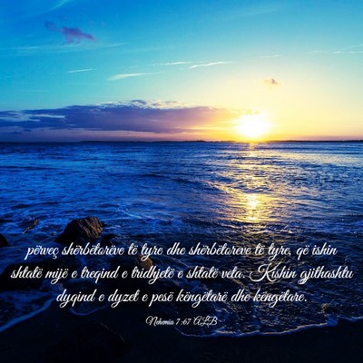 Picture 03 - Nehemia 7:67 ALB - përveç shërbëtorëve të tyre dhe - Bible Verse Picture