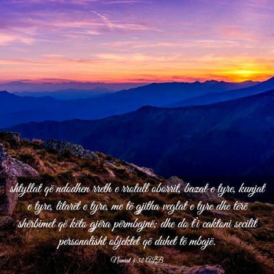 Picture 03 - Numrat 4:32 ALB - shtyllat që ndodhen rreth e rrotull oborrit, - Bible Verse Picture